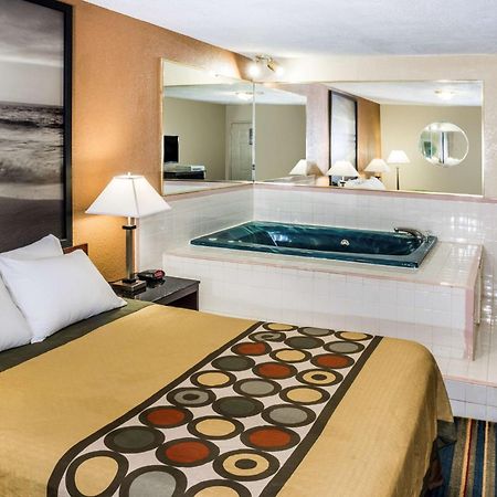 Express Inn Кейти Екстериор снимка