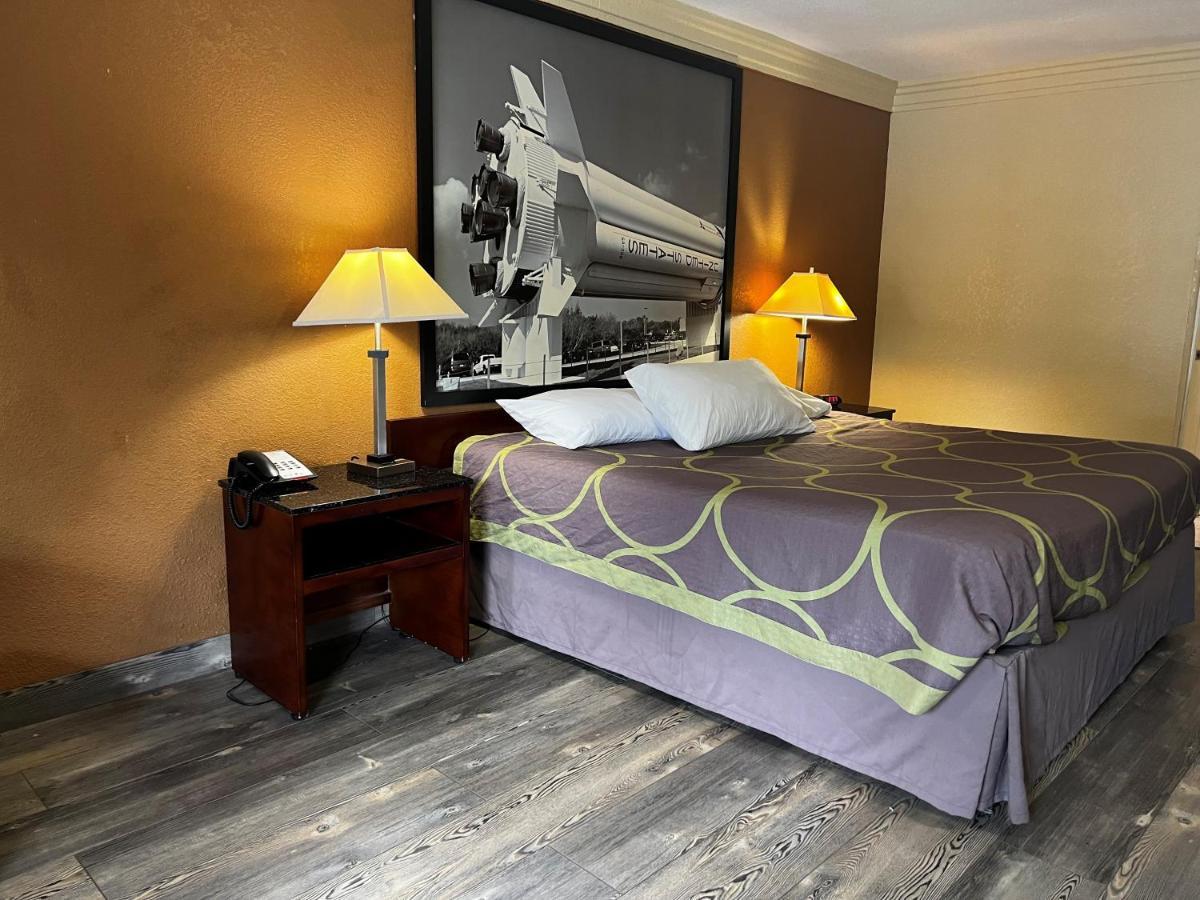 Express Inn Кейти Екстериор снимка