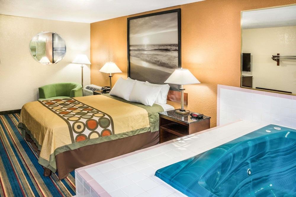Express Inn Кейти Екстериор снимка